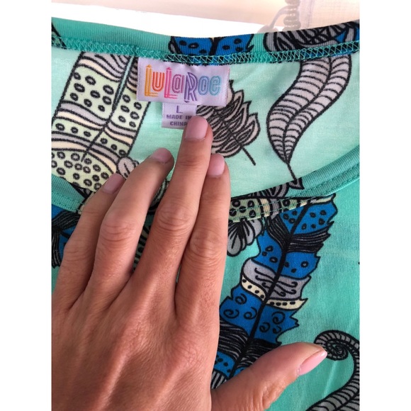 LulaRoe Julia - Picture 3 of 4